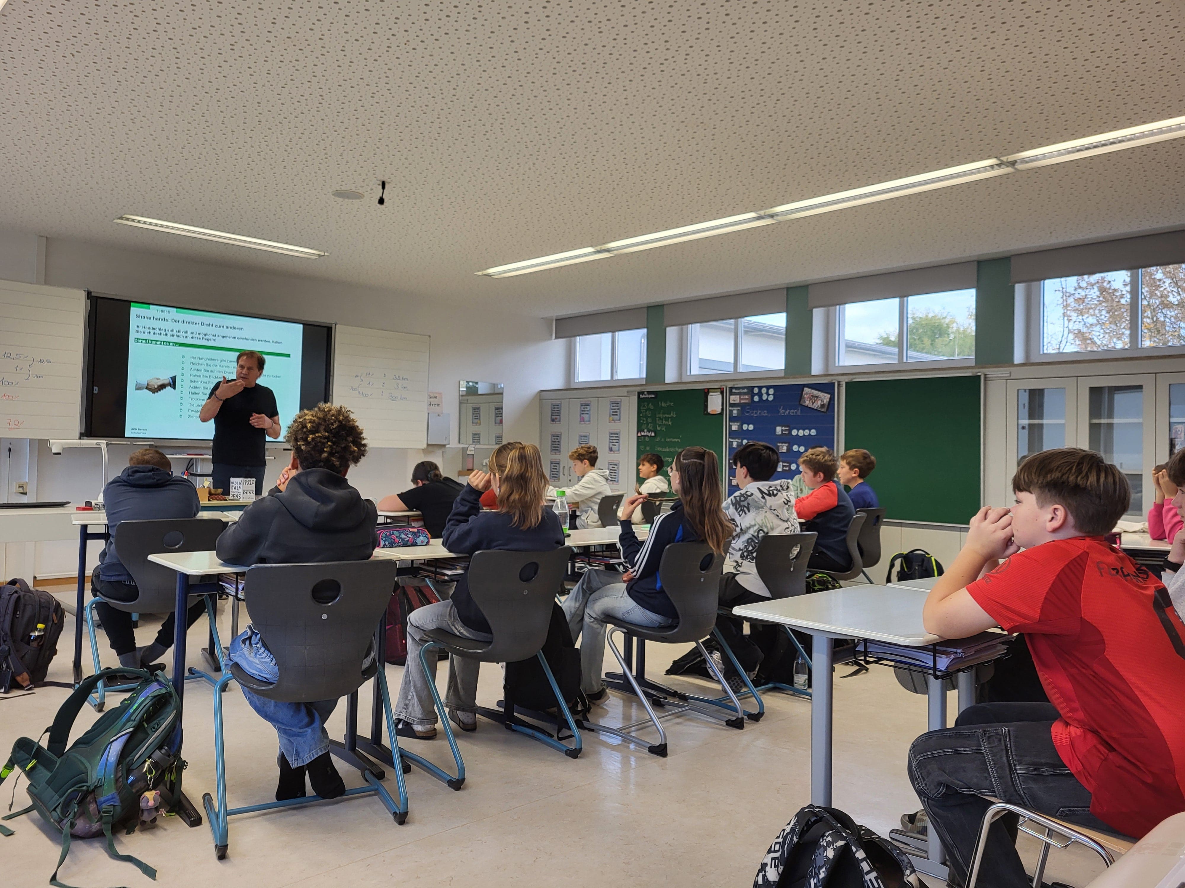 20251021 084016 min min